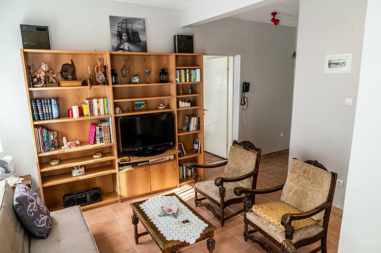Next To The Sea - Apartment أغيا ترياس المظهر الخارجي الصورة